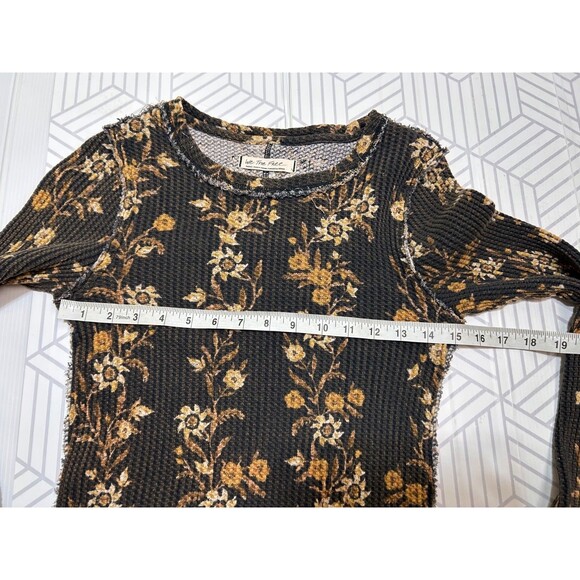 Free People Pretty Little Thermal Waffle Knit Shirt Top Small Floral Long Sleeve - Picture 10 of 10